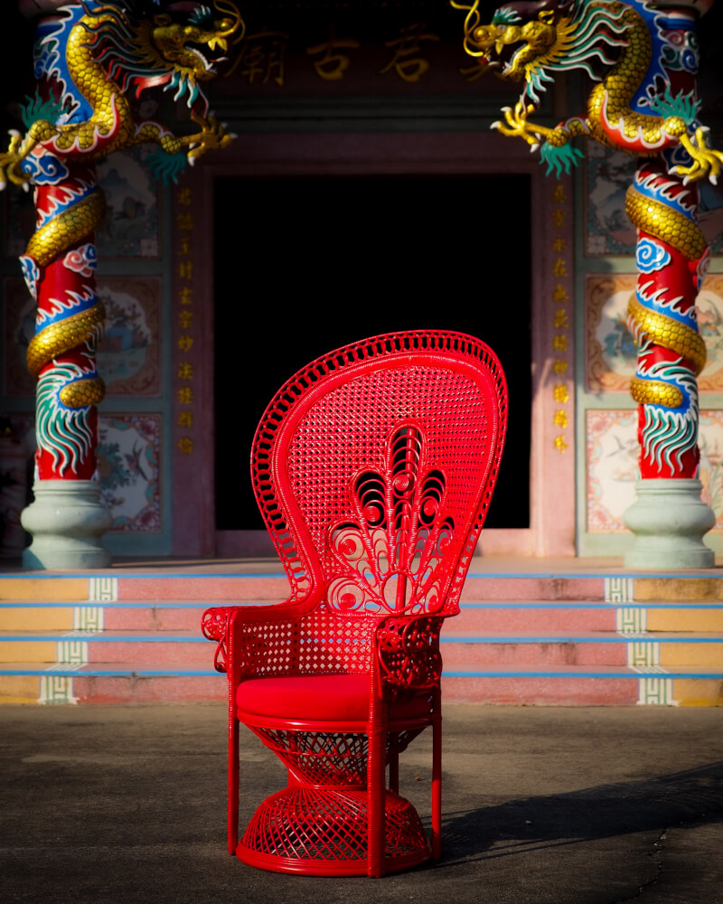 เก้าอี้หวายแท้ PISAMAI รุ่น PRINCESS CHAIR เก้าอี้นางงาม ขนาด 75*55*150 ซม. สีแดง
